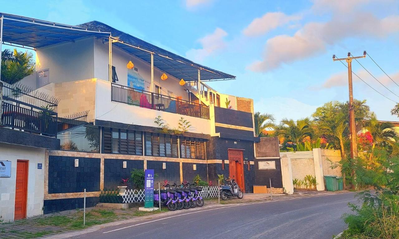 Hustay Guest House - Canggu エクステリア 写真