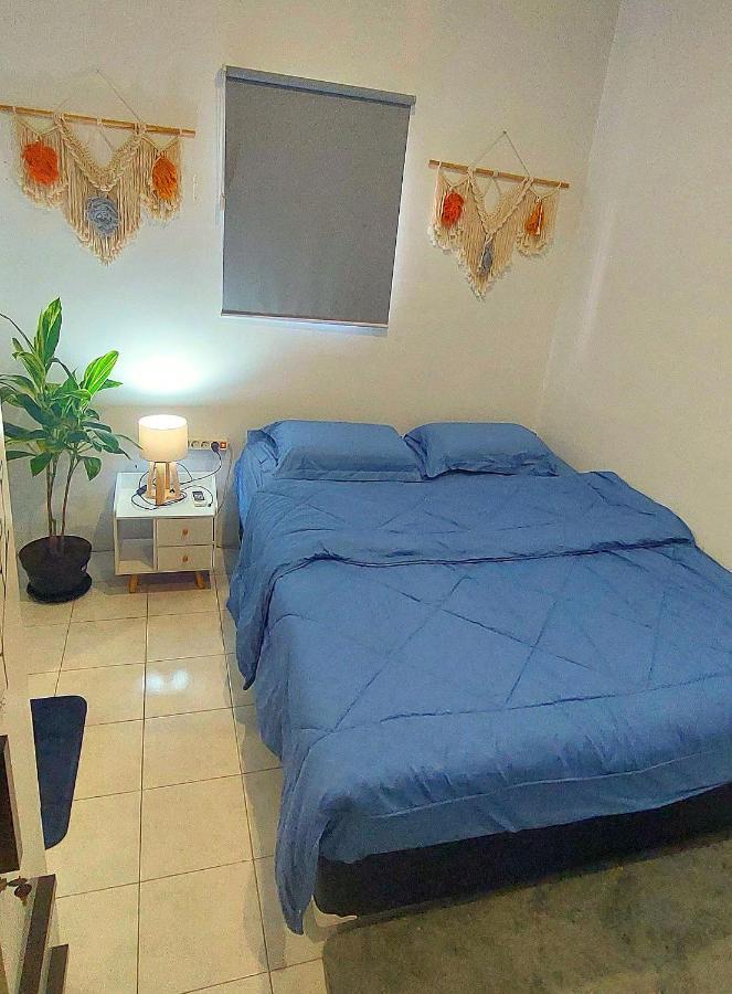 Hustay Guest House - Canggu エクステリア 写真